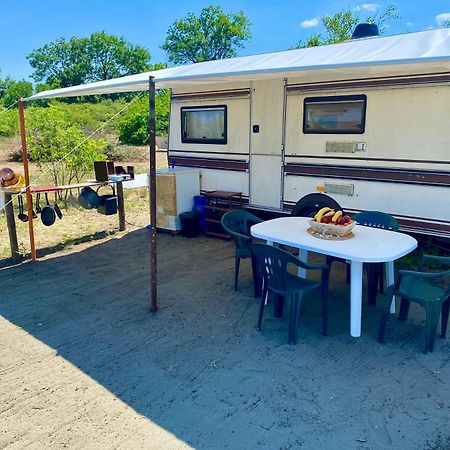 Beachfront Caravans Chernomorets Ngoại thất bức ảnh