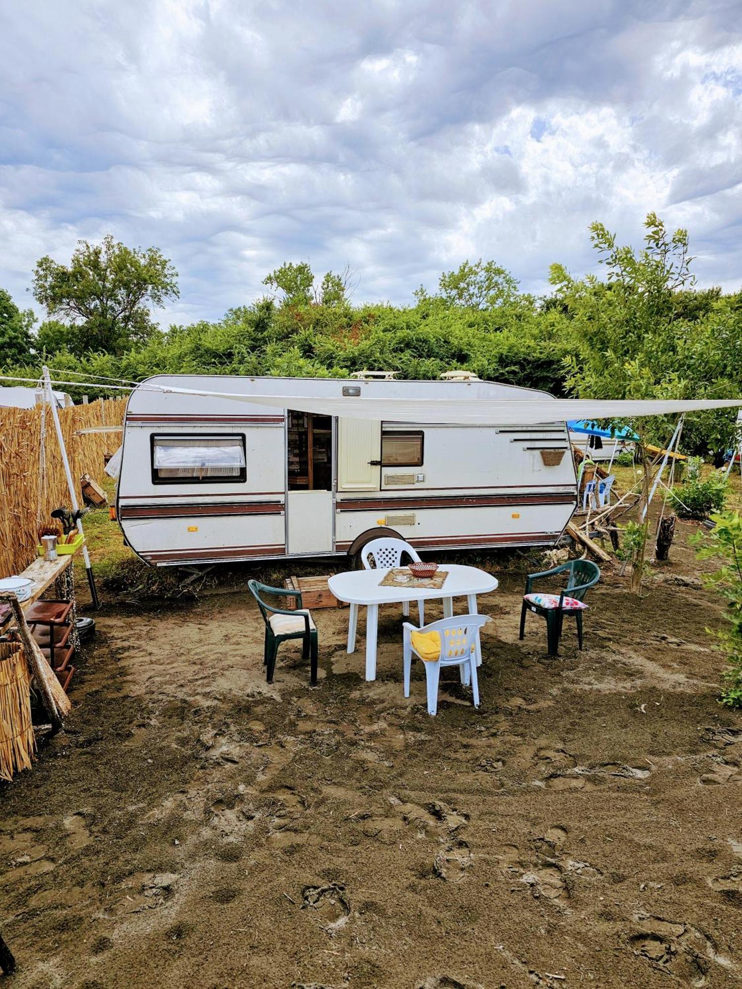 Beachfront Caravans Chernomorets Ngoại thất bức ảnh