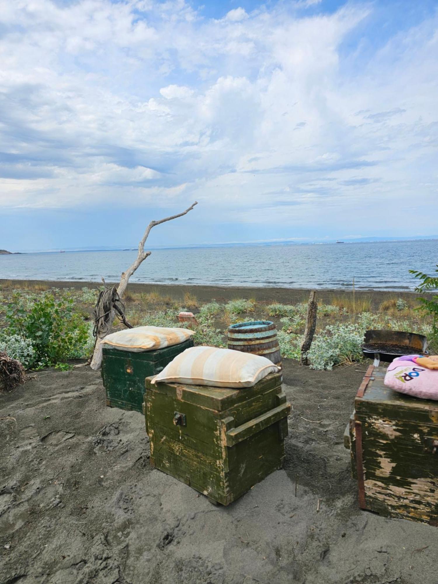 Beachfront Caravans Chernomorets Ngoại thất bức ảnh